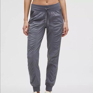 Lululemon Dance Studio Cropped Jogger